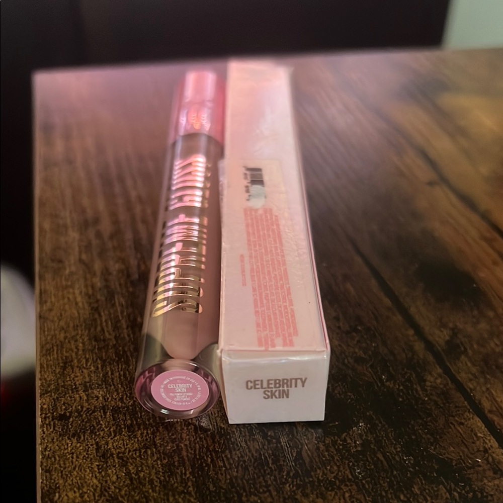 Jeffree Star Celebrity Skin Lip Gloss